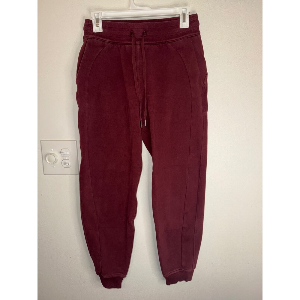 Lululemon Scuba HR Jogger Red Merlot Size 6